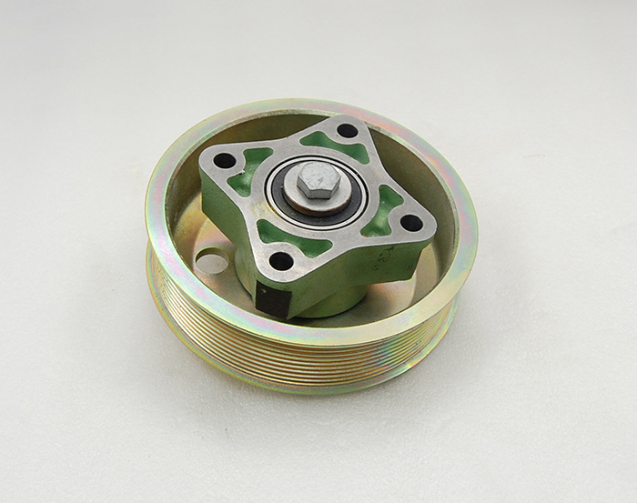 沃爾沃210風(fēng)扇皮帶輪總成