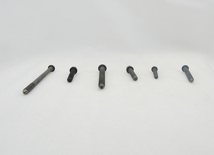 道依茨2012連桿螺栓缸蓋螺栓