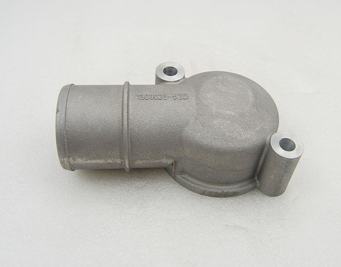 道依茨1013節(jié)溫器殼